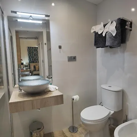 Daire With Large Patio By Namaste Elite *