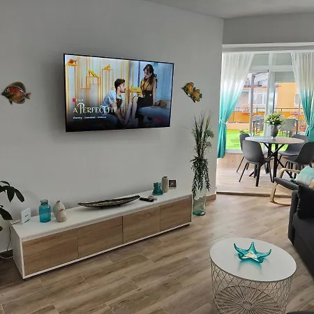 דירה With Large Patio By Namaste Elite