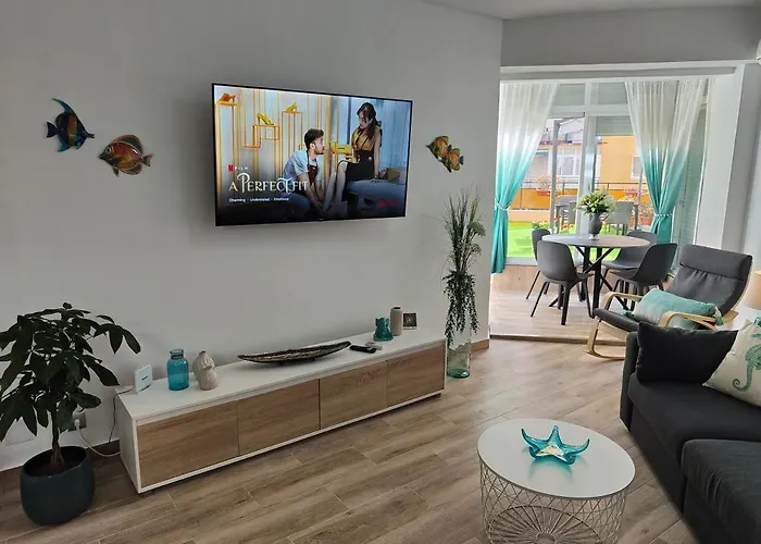 Lägenhet With Large Patio By Namaste Elite