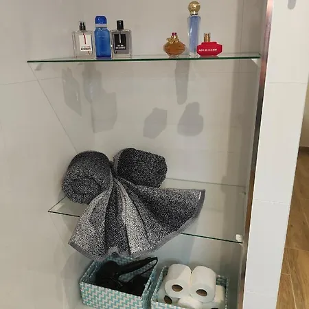 With Large Patio By Namaste Elite Apartamento