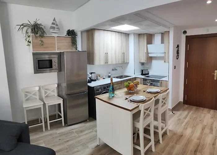 With Large Patio By Namaste Elite Appartamento Torremolinos