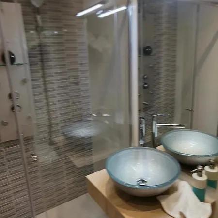 Appartement With Large Patio By Namaste Elite Torremolinos
